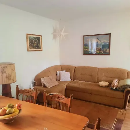 Kate Tatil Evi Lusnic