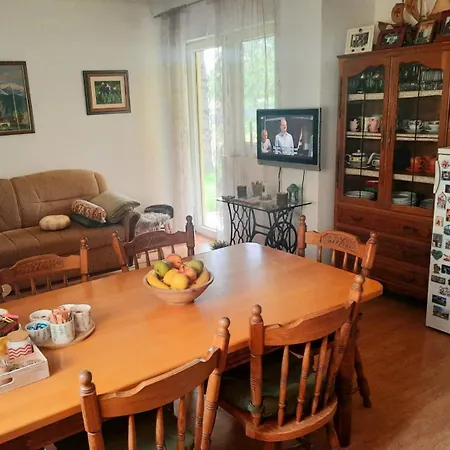 Kate Tatil Evi Lusnic