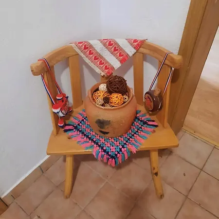 Kate Tatil Evi Lusnic